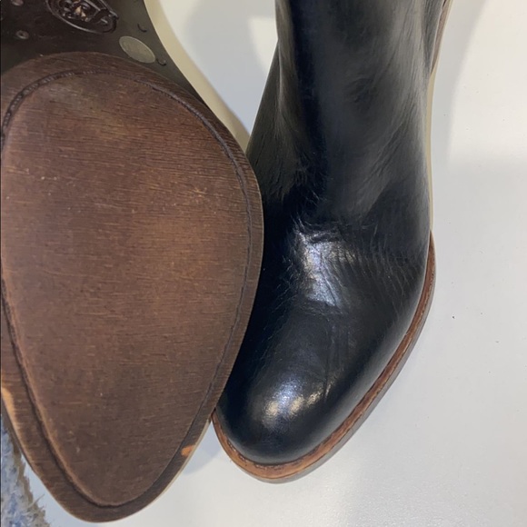 Lucky Brand Leather Bootie - Picture 2 of 11